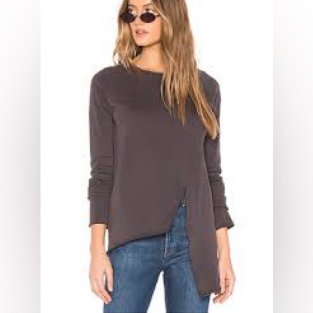 Frank & Eileen Triple Fleece Raw Cut Slit
Hem Sweatshirt,
$139 $238